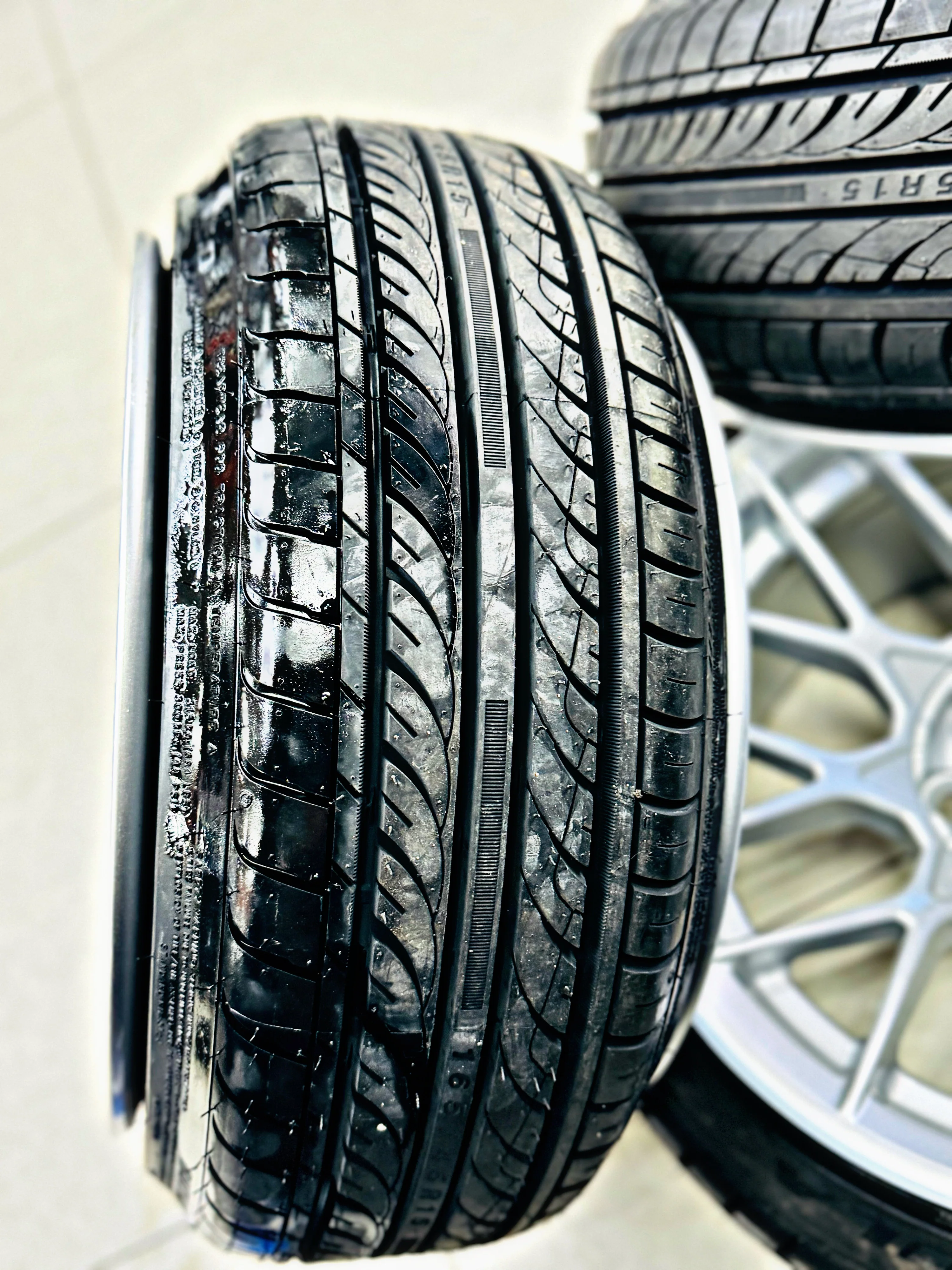 165/45/15 VITOUR FORMULA TYRE - Image 5