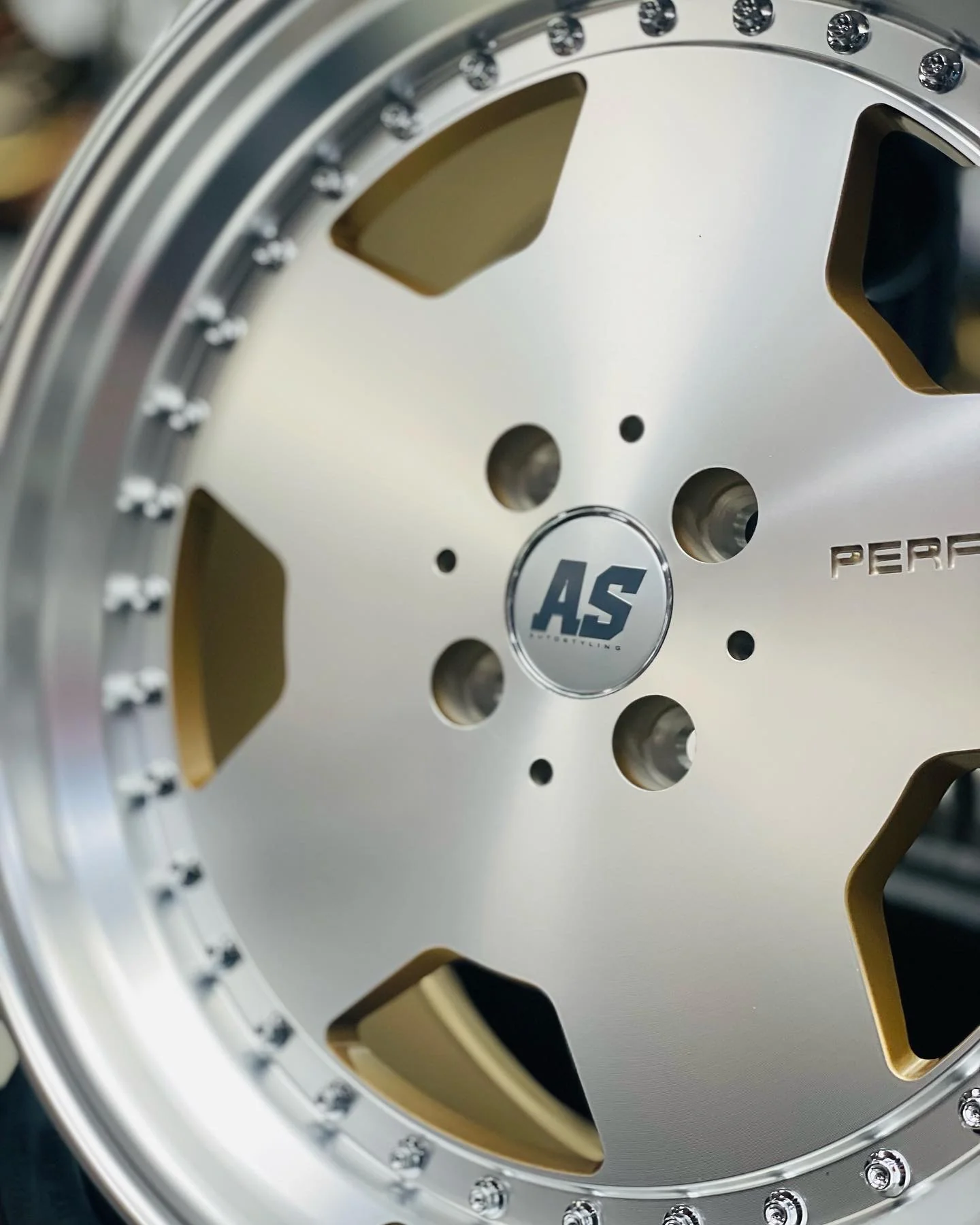 17''  AS-AMG PERFORMA M/ BLOCK 4/100 & 5/100 WHEELS - Image 39