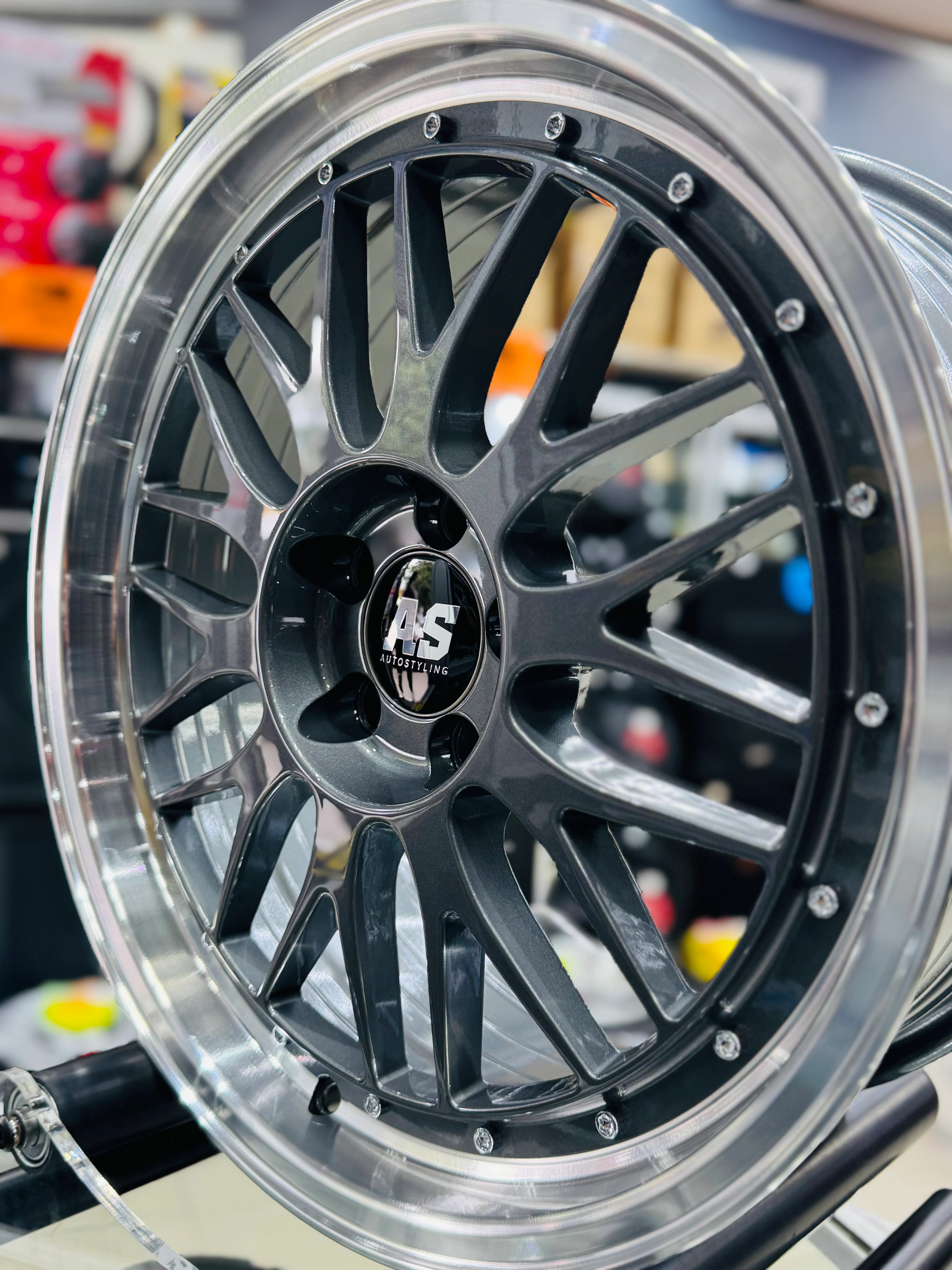 17” AS- LM 5/100 TITANIUM - Image 4