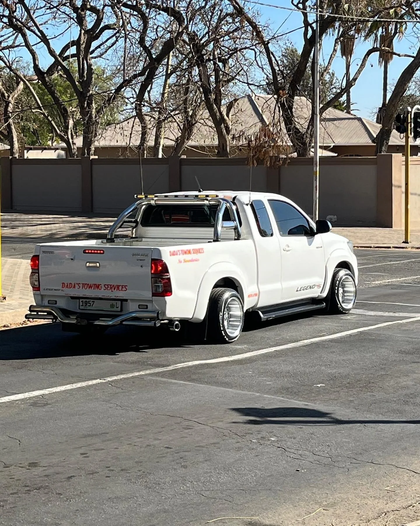 225/50/15 VITOUR NEO DAJO SPORT WHITE LETTERS - Image 4