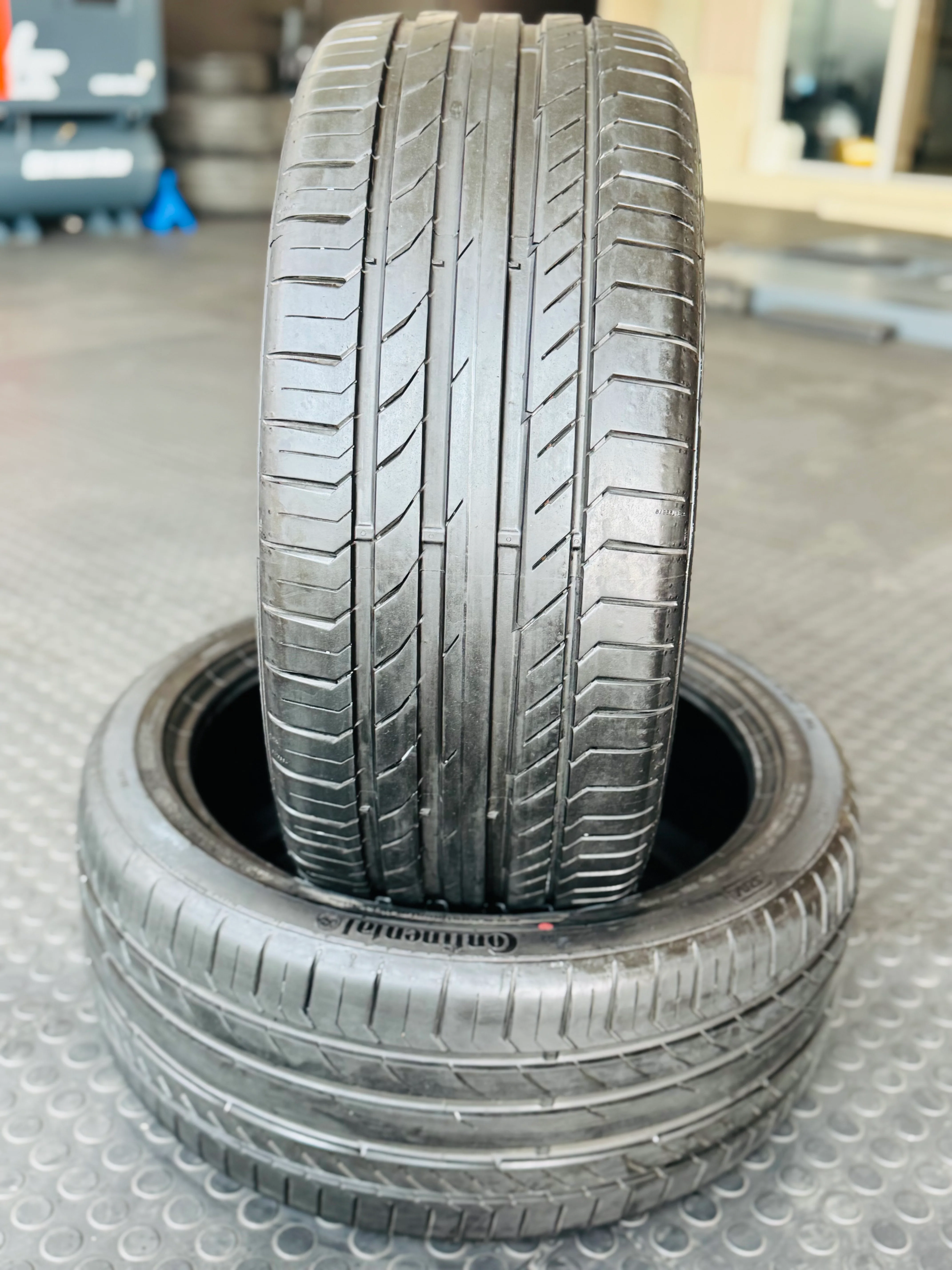 255/40/20 CONTINENTAL  SPORT with CONTI SEAL TECHNOLOGY CONTACT 5 TYRES  (USED) 90% TREAD sold each - Image 10
