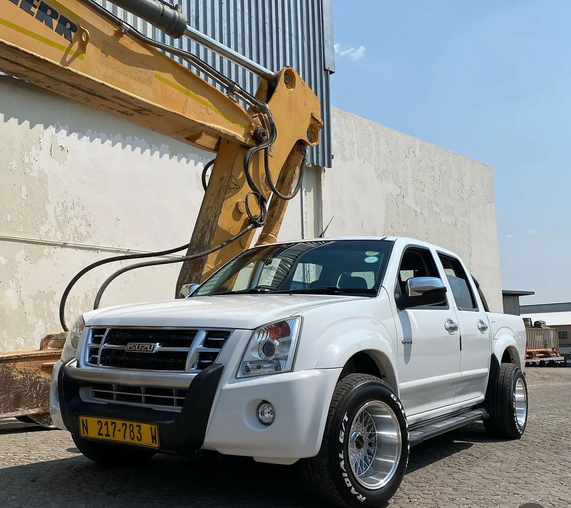 275/60/15 Vitour galaxy r1 white letters - Image 7