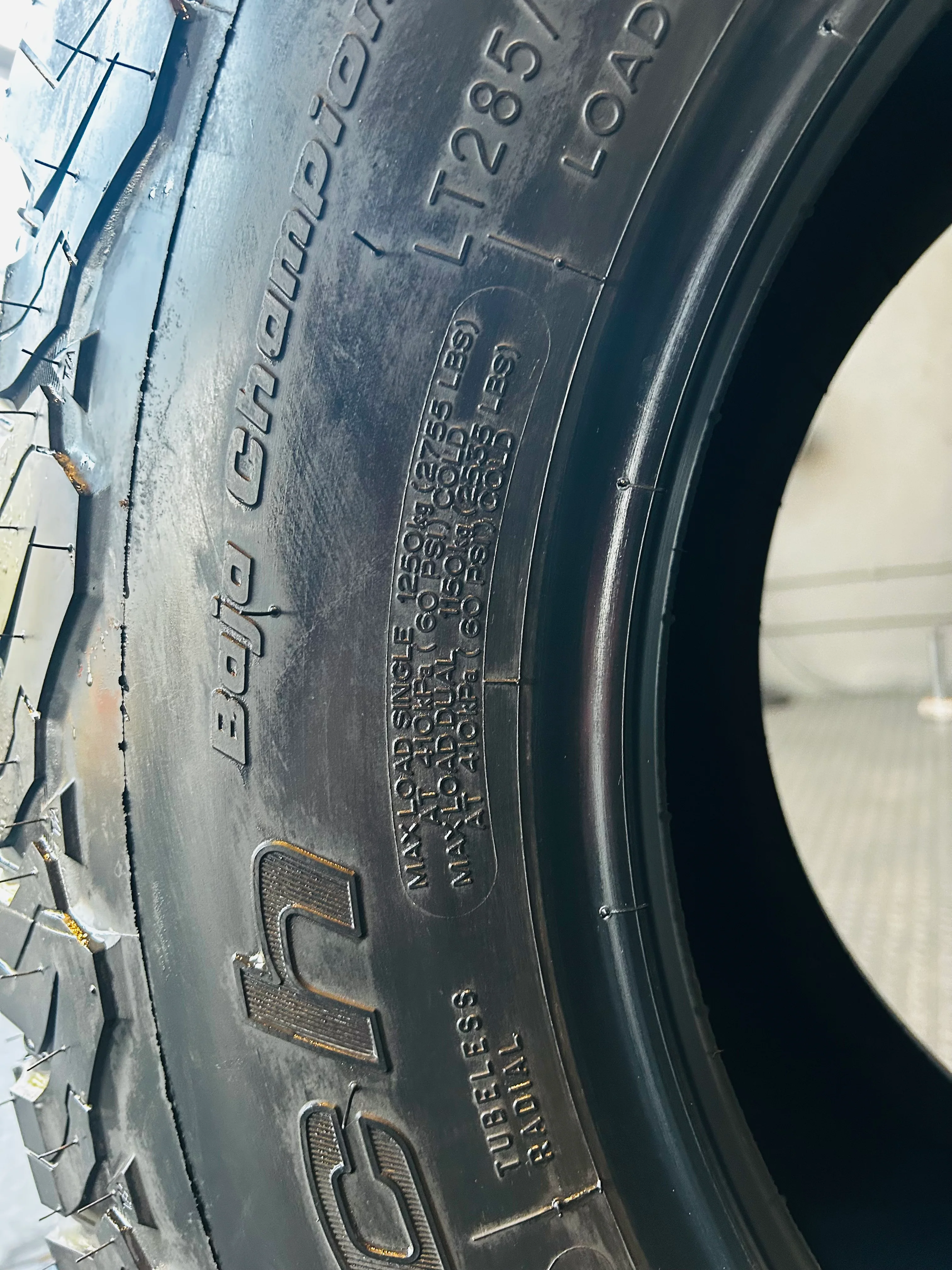 285/70/17 BF GOODRICH KO2 AT TYRES ( RAPTOR OEM TYRE) delivery mileage under 50km SOLD IN A SET OF 4 - Image 11